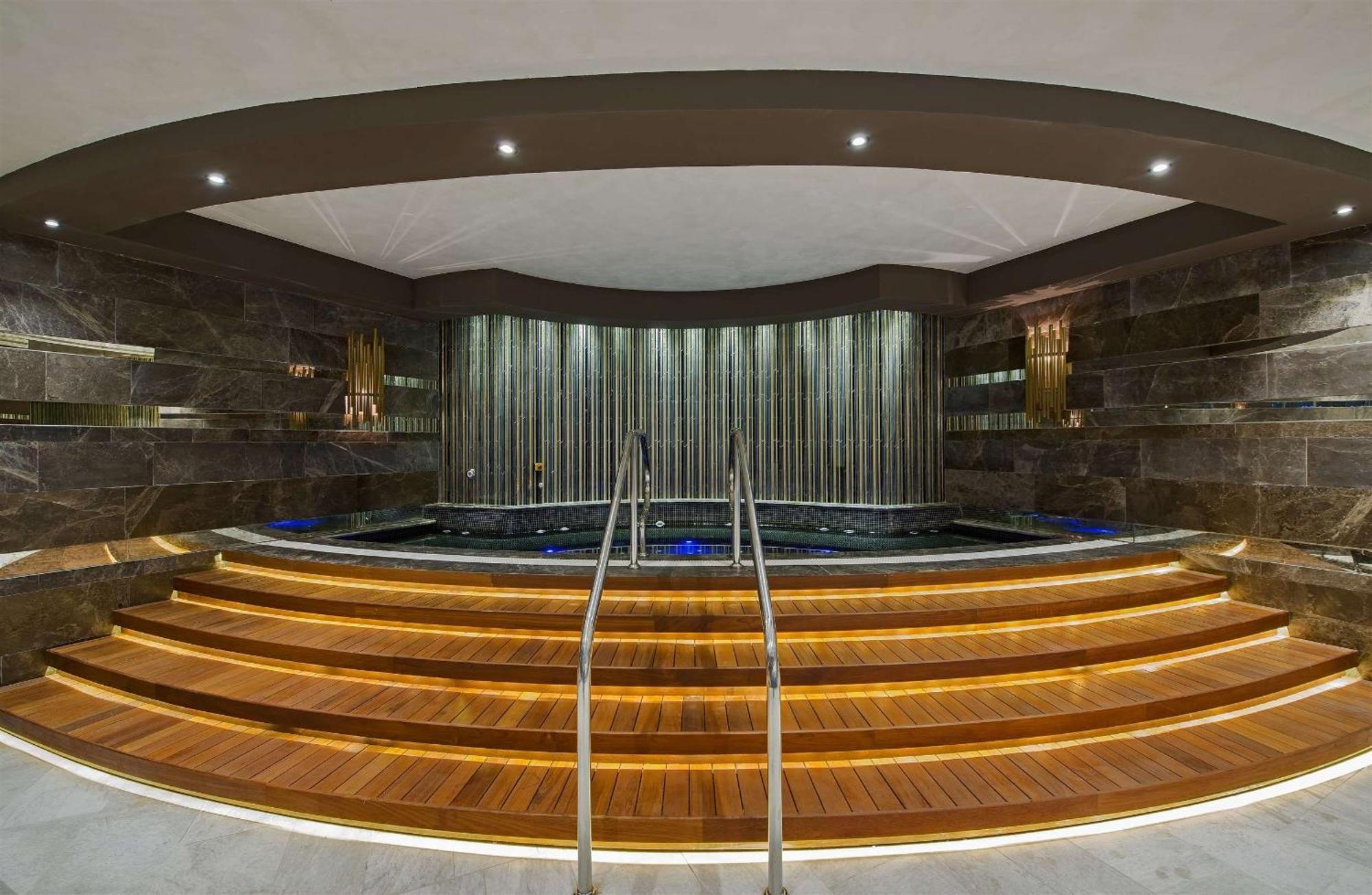 Hotel Hilton Istanbul Kozyatagi Zewnętrze zdjęcie